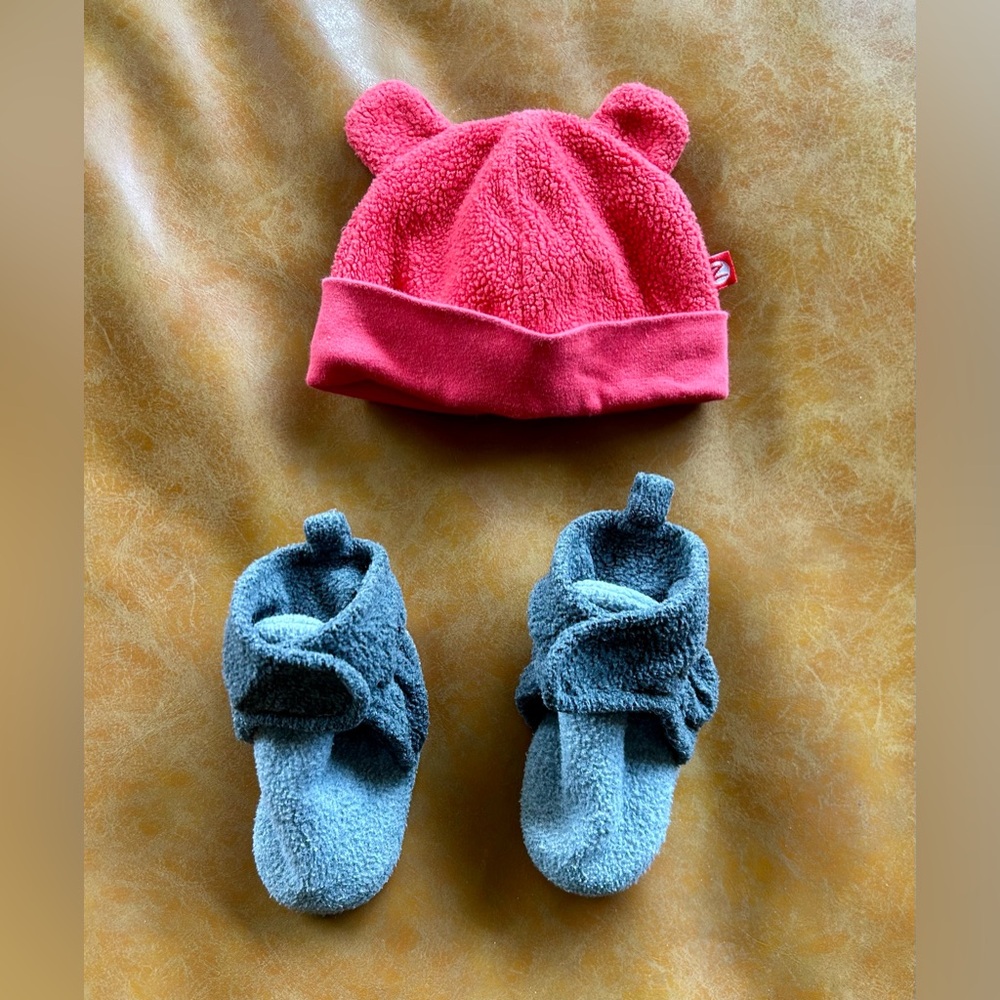 Luvable Friends Gray Baby Shoes with Red Fleece Beanie
